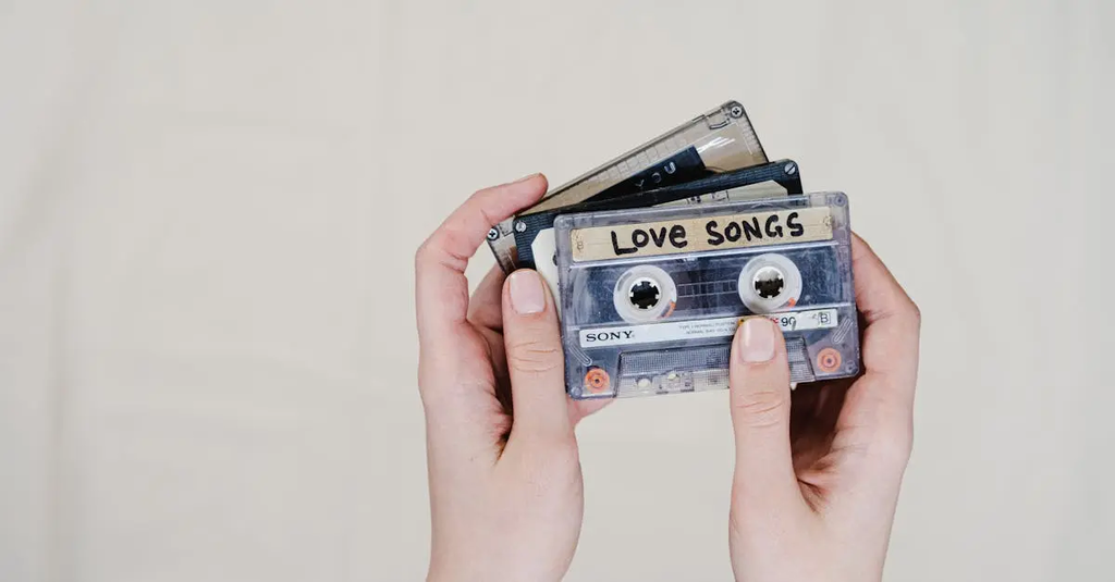 Quiz for: Songs About Love